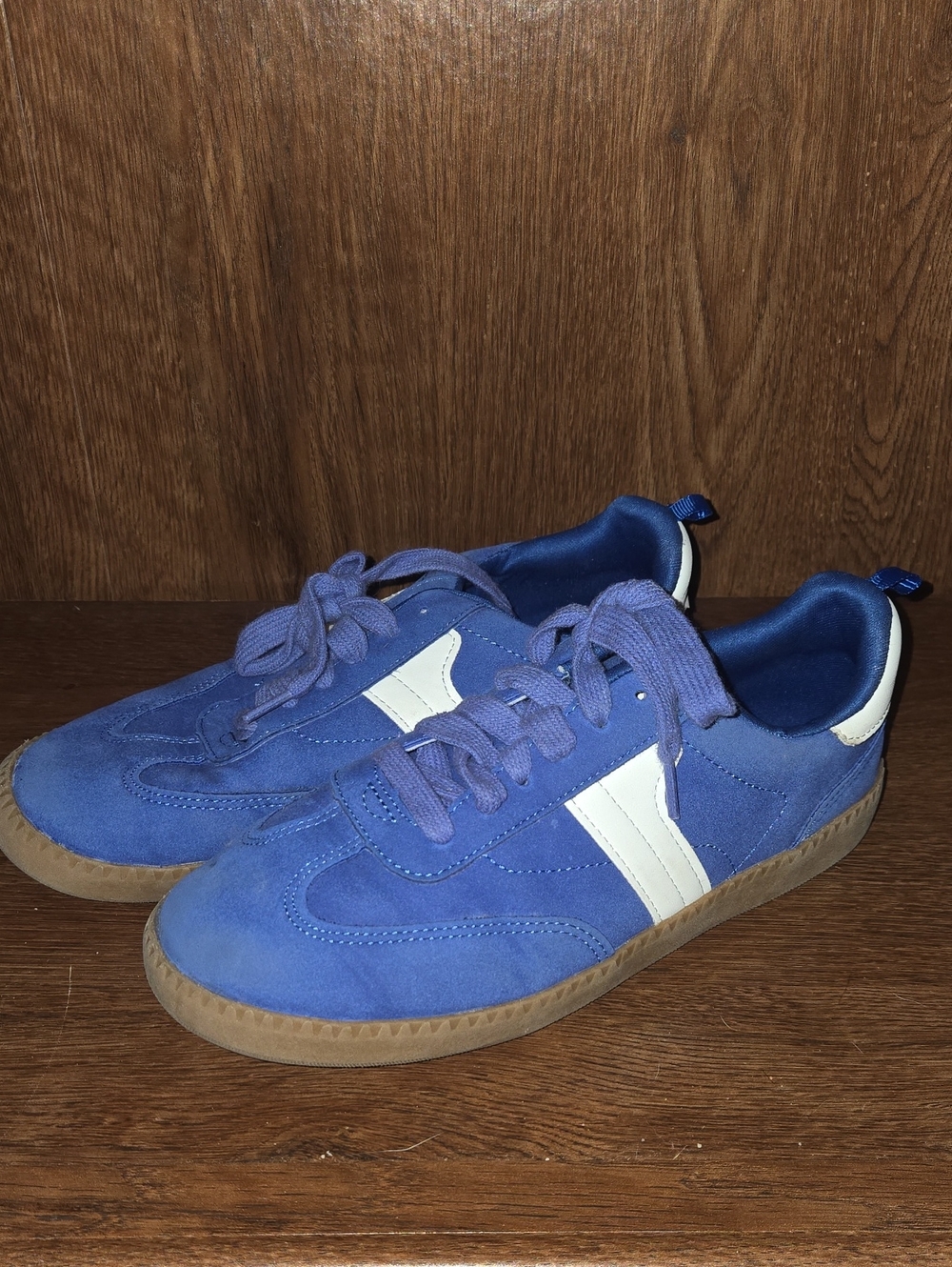 Men's Blue Suede Athletic Sneakers with White Stripe